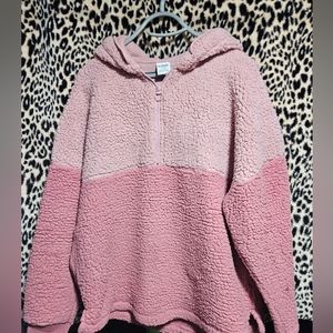 Oversized Medium fits Lg/XL Quarter Zip Sherpa